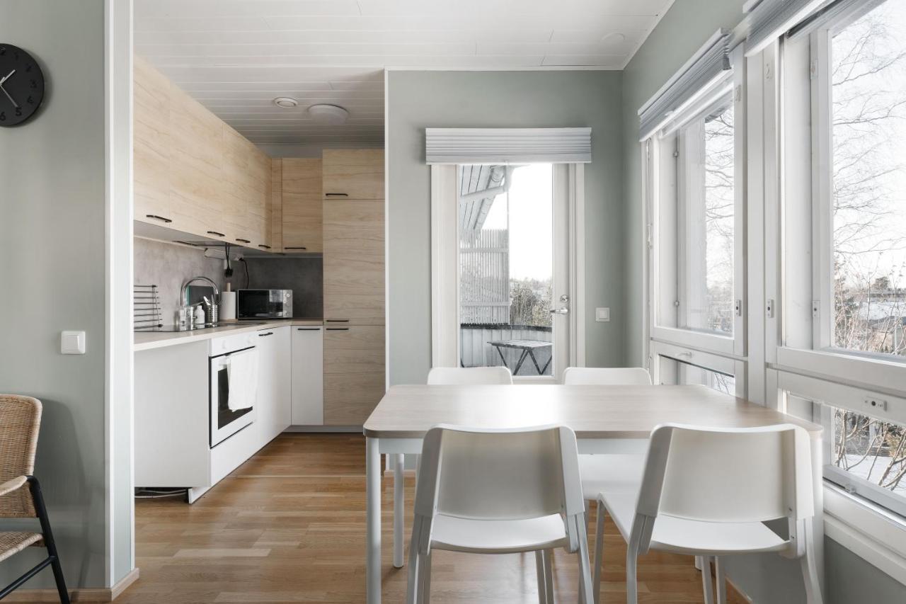 Апартаменты Cozy Duplex At Heikinlaakso Хельсинки Экстерьер фото